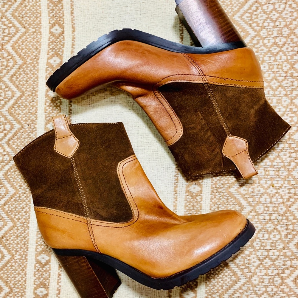 RALPH LAUREN Chesnut Devyn Western Boots